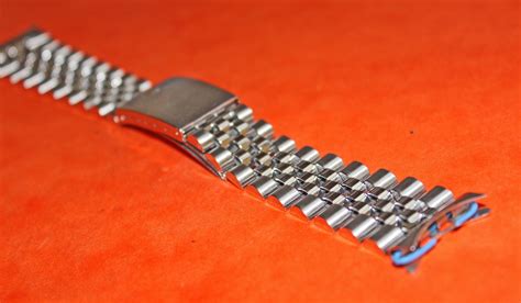 how to adjust rolex jubilee bracelet|rolex 20mm jubilee bracelet.